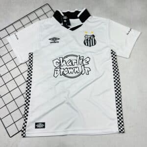 Camisa de Time Santos Branca Charlie Brown