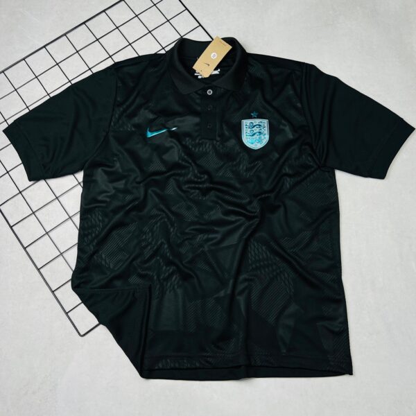 Camisa de Time Inglaterra Polo Preta c/ Azul