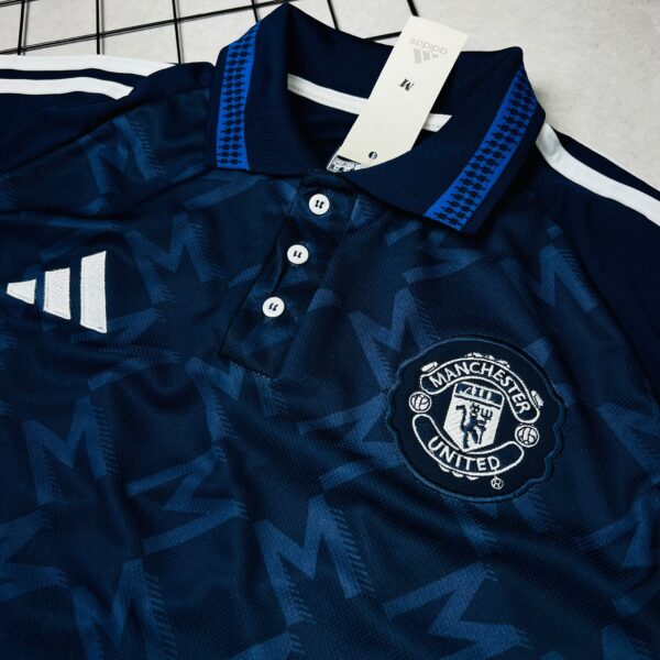 Camisa de Time Manchester United Azul Polo - Imagem 4