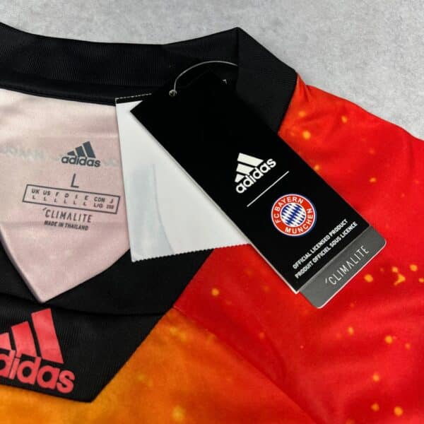 Camisa de Time Bayern Munique Edição Especial EA Sports - Imagem 3