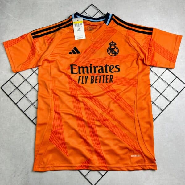Camisa de Time Real Madrid Laranja Mbappé